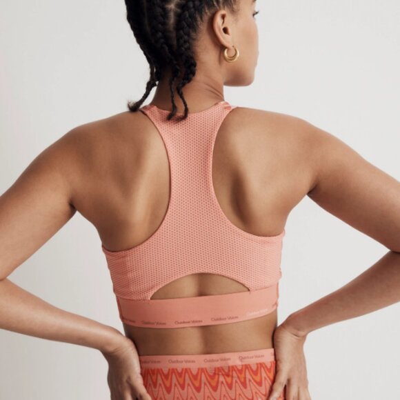 Outdoor Voices Doing Things Thrive Bra in Grapefruit Helios - Picture 3 of 9